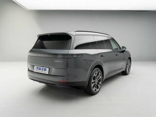 2026 Lynk & Co 900, серый, 7050000 рублей, вид 4