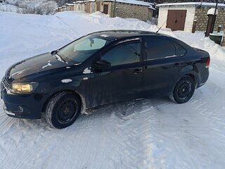 2012 Volkswagen Polo V, чёрный, 333000 рублей, вид 4