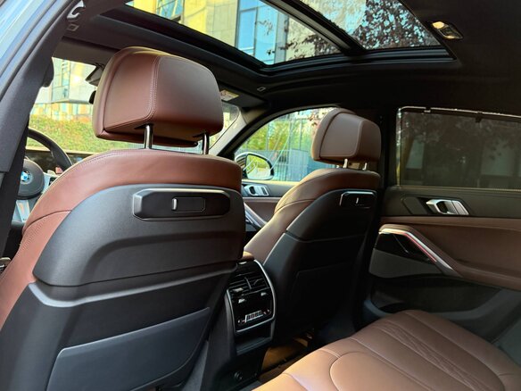 2024 BMW X6 40i III (G06) Рестайлинг, серый - вид 33