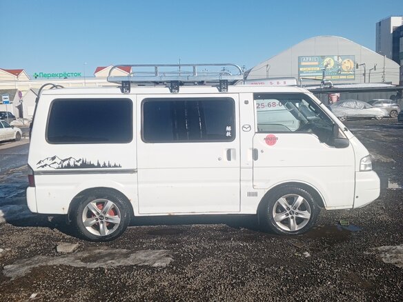 2001 Mazda Bongo IV, белый, 550000 рублей - вид 1