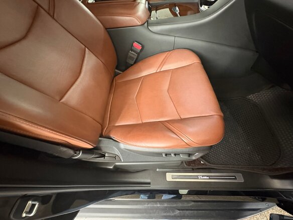 2018 Cadillac Escalade IV, чёрный, 5500000 рублей - вид 18
