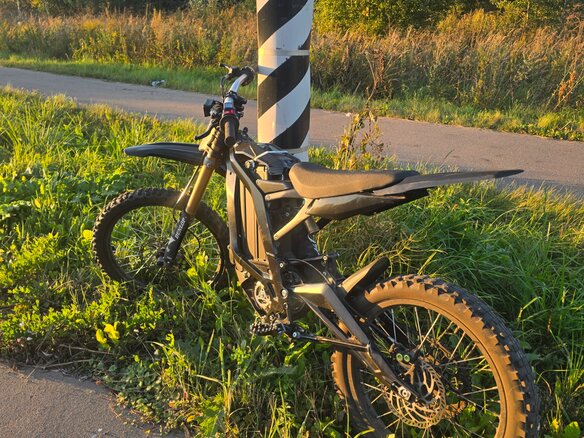 2025 Sur-ron Light Bee, чёрный, 260000 рублей - вид 1