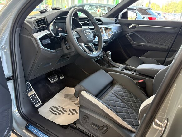 2026 Audi Q3 45 TFSI II (F3), серый - вид 9