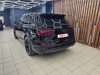 2017 Audi Q7 II (4M), чёрный, 4500000 рублей, вид 5