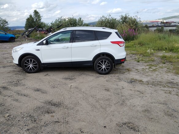 2014 Ford Kuga II, белый, 1050000 рублей - вид 7