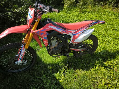 2022 Regulmoto CR-Z 300, красный, 130000 рублей, вид 1