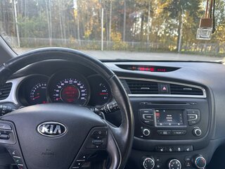 2016 Kia Ceed II Рестайлинг, серебристый, 1470000 рублей, вид 5