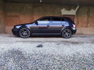 1999 Volkswagen Golf IV, чёрный, 450000 рублей, вид 1