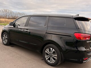 2019 Kia Carnival III, чёрный, 2750000 рублей, вид 2