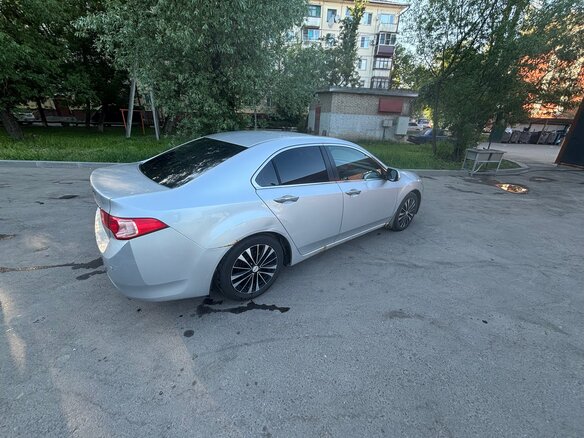 2011 Honda Accord VIII Рестайлинг, серебристый, 850000 рублей - вид 4