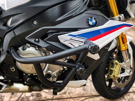 2017 BMW S 1000 R, белый, 1500000 рублей, вид 3