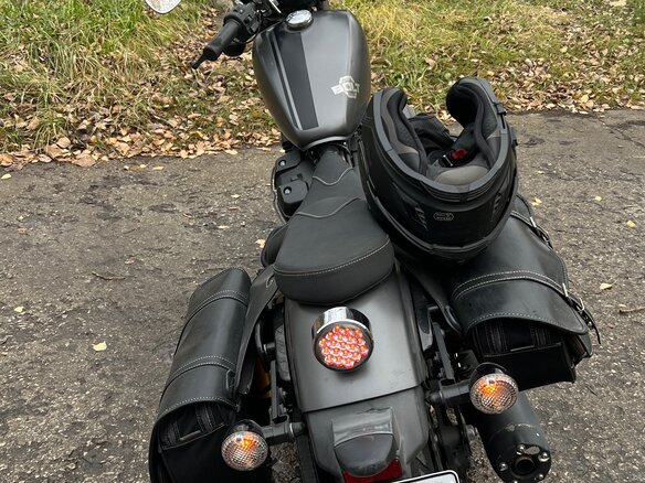 2015 Yamaha XV950 Bolt, серебристый, 750000 рублей - вид 3