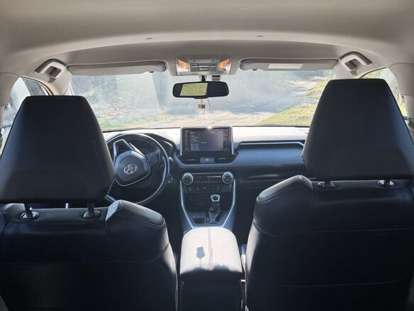 2020 Toyota RAV4 V (XA50), чёрный, 4200000 рублей - вид 12