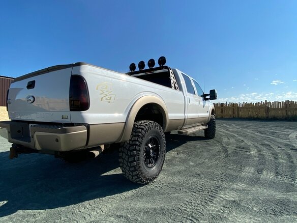 2011 Ford F-250, белый, 5000000 рублей - вид 6
