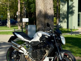 MV Agusta Brutale 920