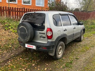 2011 Chevrolet Niva I Рестайлинг, серый, 315000 рублей, вид 2