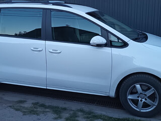 2011 SEAT Alhambra II, белый, 1300000 рублей, вид 4
