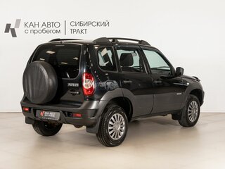 2018 Chevrolet Niva I Рестайлинг, чёрный, 712658 рублей, вид 3