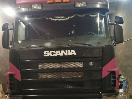 1999 Scania 4-Series, пурпурный, 2000000 рублей, вид 1