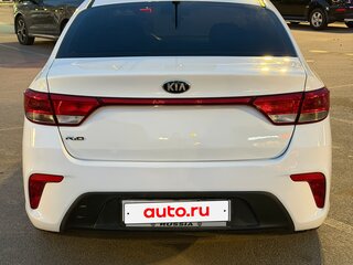 2018 Kia Rio IV, белый, 1249681 рублей, вид 5