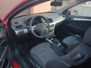 2008 Opel Astra GTC H Рестайлинг, красный, 300000 рублей, вид 3