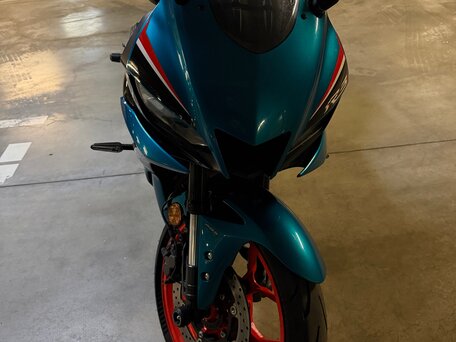 2021 Yamaha YZF-R3, синий, 590000 рублей, вид 3