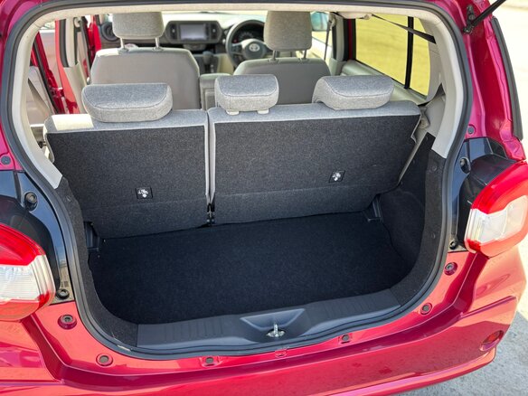 2016 Toyota Passo III, красный - вид 14