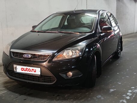 2010 Ford Focus II Рестайлинг, чёрный, 396000 рублей, вид 2