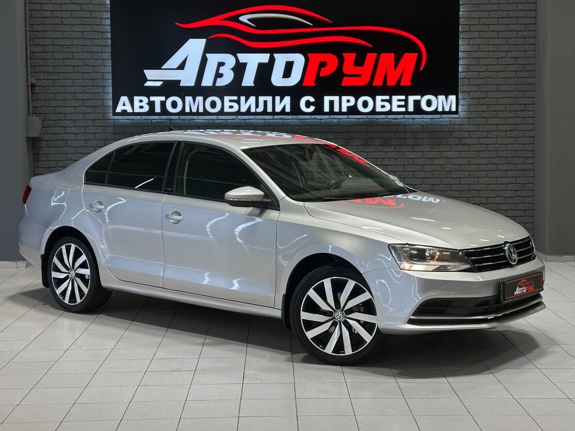 Открыть фотографии: Volkswagen Jetta VI Рестайлинг