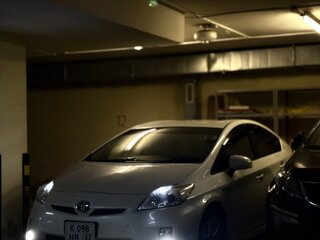 2010 Toyota Prius III (XW30), белый, 1100000 рублей, вид 3