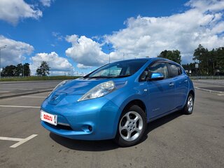 2012 Nissan Leaf (EM61) I (ZE0/AZE0), голубой, 900000 рублей, вид 1