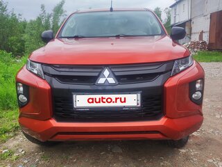 2019 Mitsubishi L200 V Рестайлинг, оранжевый, 2050000 рублей, вид 3