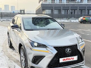 2019 Lexus NX 300 I Рестайлинг, серебристый, 3100000 рублей, вид 4