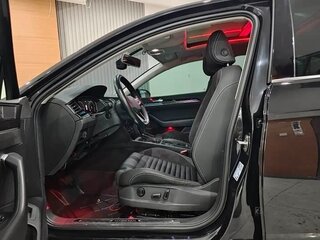 2022 Volkswagen Magotan B8 Рестайлинг, чёрный, 1900000 рублей, вид 4