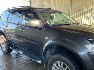 2011 Mitsubishi Pajero Sport II, серый, 2010000 рублей, вид 2