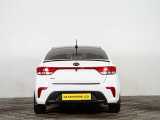 2017 Kia Rio IV, белый, 999000 рублей, вид 5