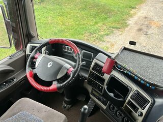 2008 Renault Magnum, красный, 2530000 рублей, вид 5