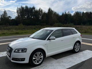 2011 Audi A3 II (8P) Рестайлинг 2, белый, 900000 рублей, вид 1