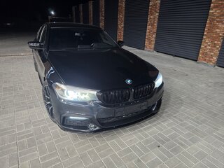 2019 BMW 5 серии 520i VII (G30/G31/G38), чёрный, 3570000 рублей, вид 1