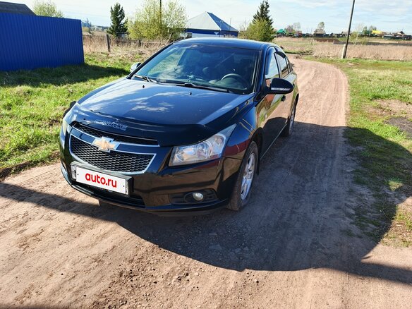 2010 Chevrolet Cruze I, чёрный, 590000 рублей - вид 4