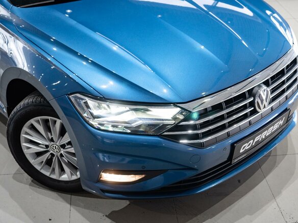 2020 Volkswagen Jetta VII, синий - вид 6