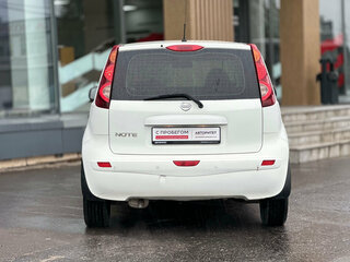 2013 Nissan Note I Рестайлинг, белый, 719000 рублей, вид 5