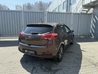 2013 Kia Ceed II, коричневый, 985000 рублей, вид 4