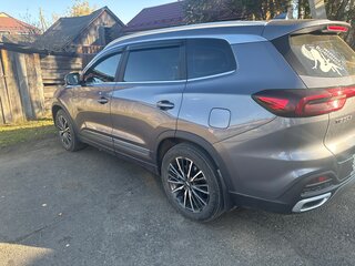 2023 Chery Tiggo 8 I Рестайлинг, серый, 1800000 рублей, вид 4