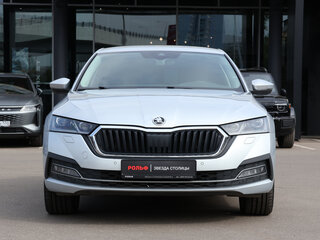 2020 Skoda Octavia IV (A8), серебристый, 2265000 рублей, вид 2