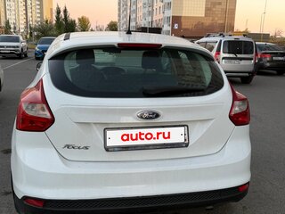 2013 Ford Focus III, белый, 800000 рублей, вид 4