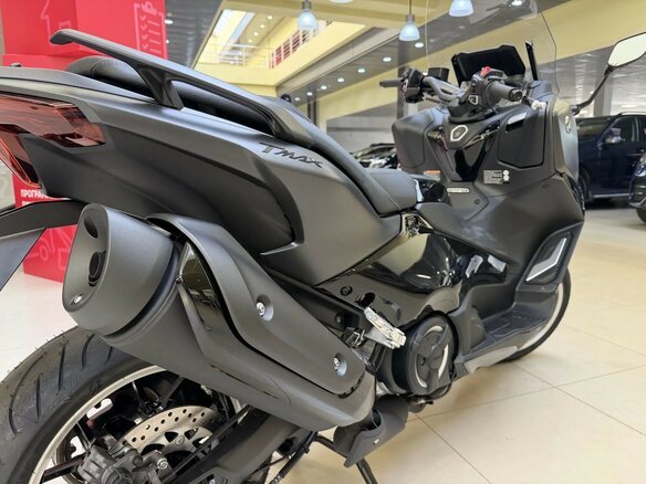 2026 Yamaha TMAX, серый, 1600000 рублей - вид 8