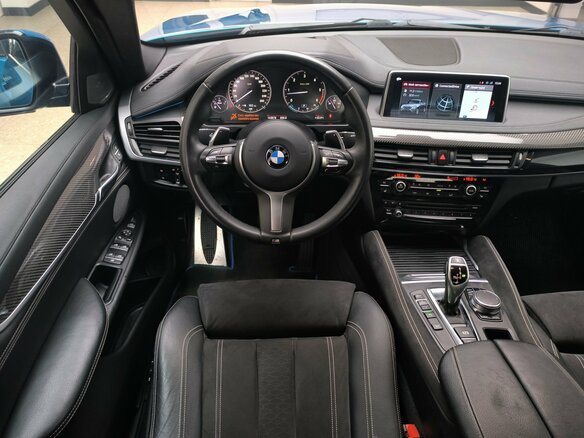 2018 BMW X6 30d II (F16), голубой, 4650000 рублей - вид 25