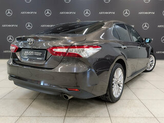 2020 Toyota Camry VIII (XV70), коричневый, 2665000 рублей, вид 5