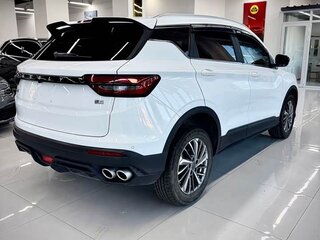 2022 Geely Binyue I Рестайлинг, белый, 1465000 рублей, вид 2